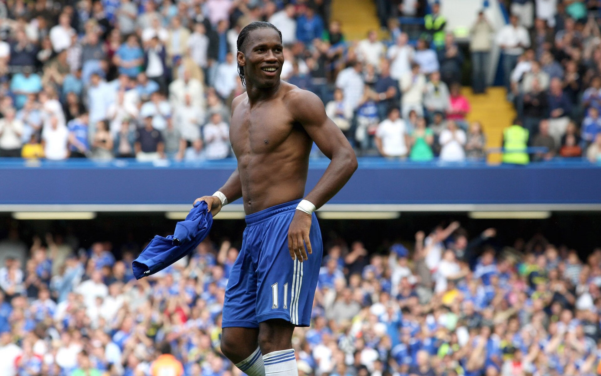 摩洛哥关键战突围卡塔尔,维尼修斯成为关键先生