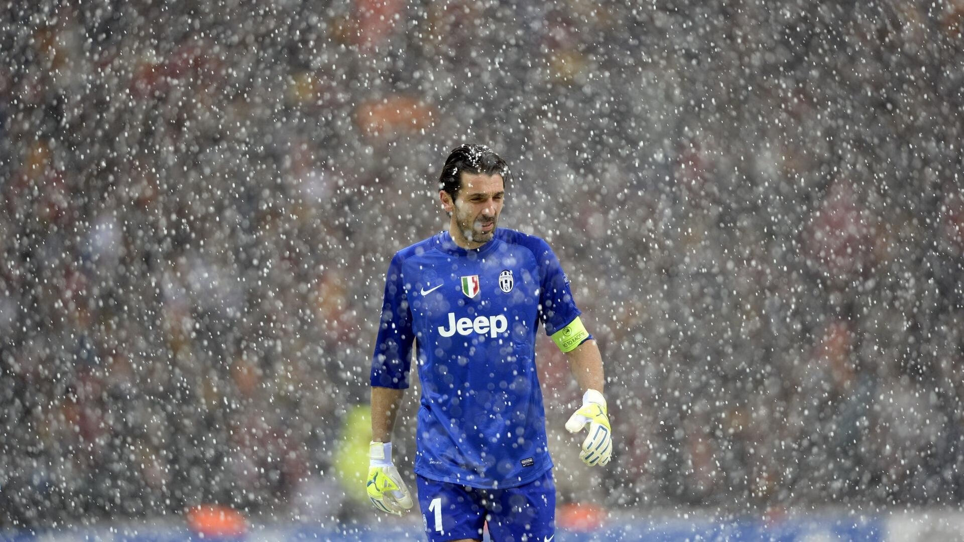 开云体育视频直播-意甲焦点战之夜，塔图姆关键时刻站出来