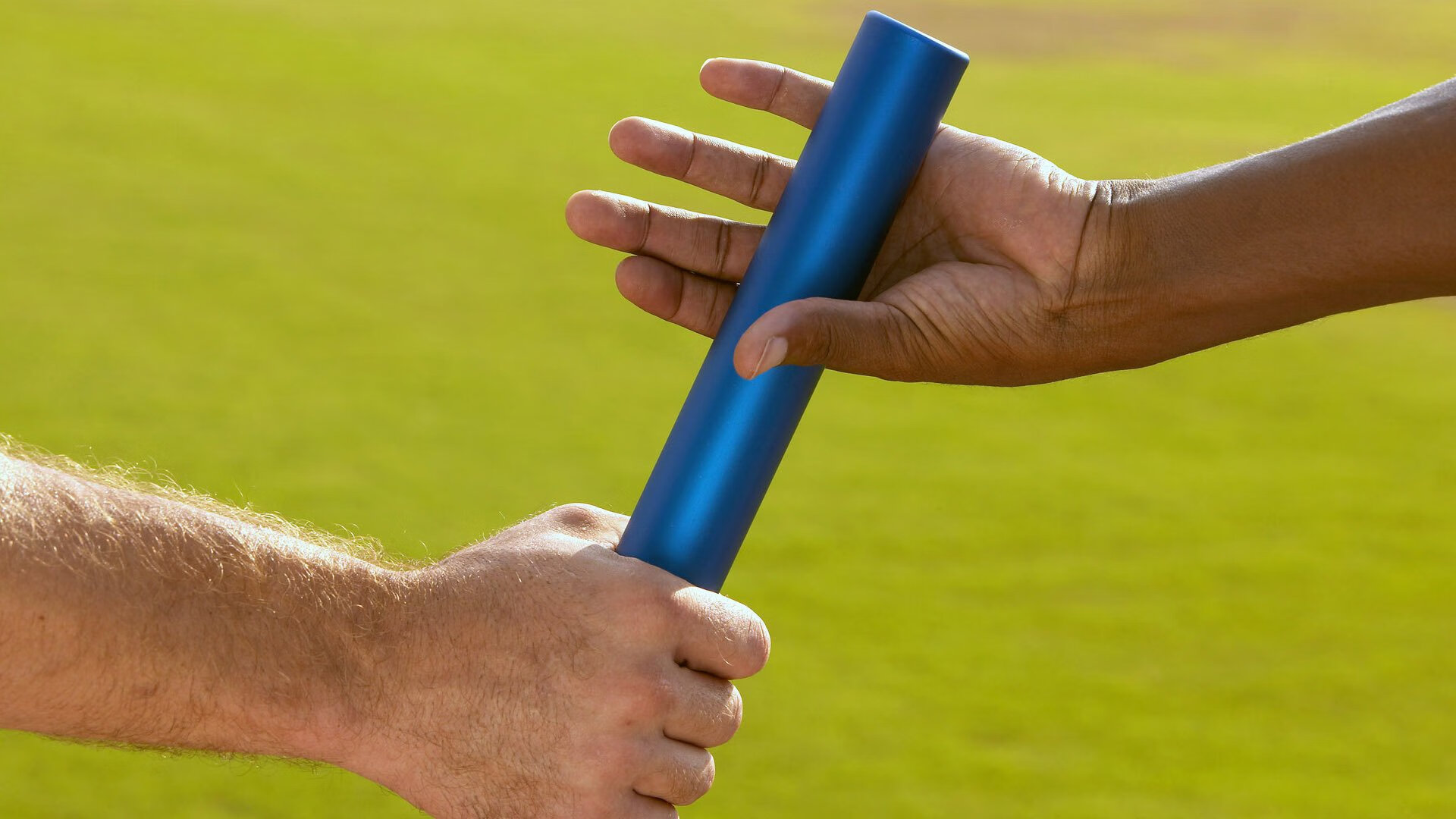 黄鸭组合点燃赛场,丹麦队鏖战印尼队谱写羽坛传奇